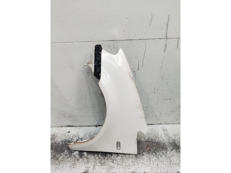 Recambio de aleta delantera izquierda para volkswagen caddy ka/kb (2k) referencia OEM IAM   