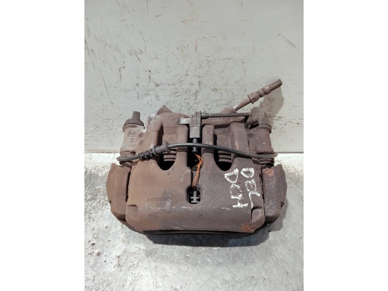 Recambio de pinza freno delantera derecha para volkswagen crafter caja cerrada referencia OEM IAM 929302  
