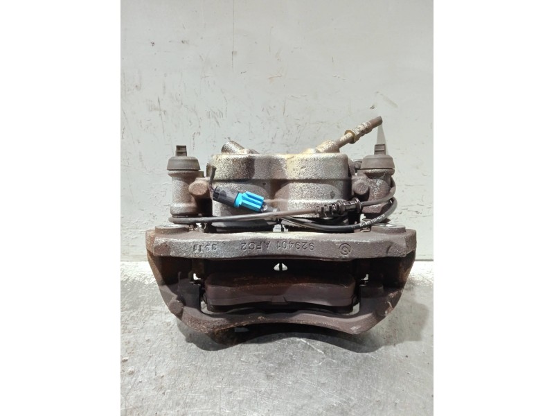 Recambio de pinza freno delantera izquierda para volkswagen crafter caja cerrada referencia OEM IAM 929302  