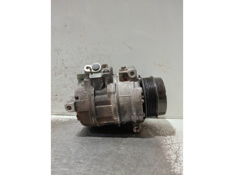 Recambio de compresor aire acondicionado para volkswagen crafter caja cerrada referencia OEM IAM 43710069603D DCP32045 