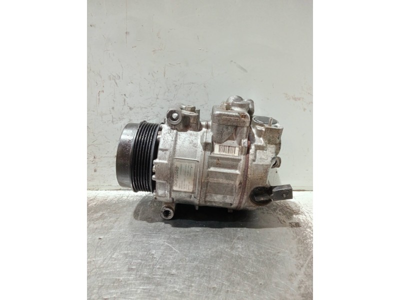 Recambio de compresor aire acondicionado para volkswagen crafter caja cerrada referencia OEM IAM 43710069603D DCP32045 