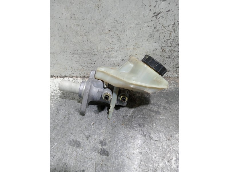 Recambio de bomba freno para land rover freelander (lr2) 2.2 td4 referencia OEM IAM 03350885571  