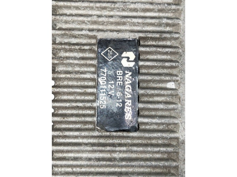 Recambio de caja precalentamiento para renault clio ii fase i (b/cbo) referencia OEM IAM 7700111525  