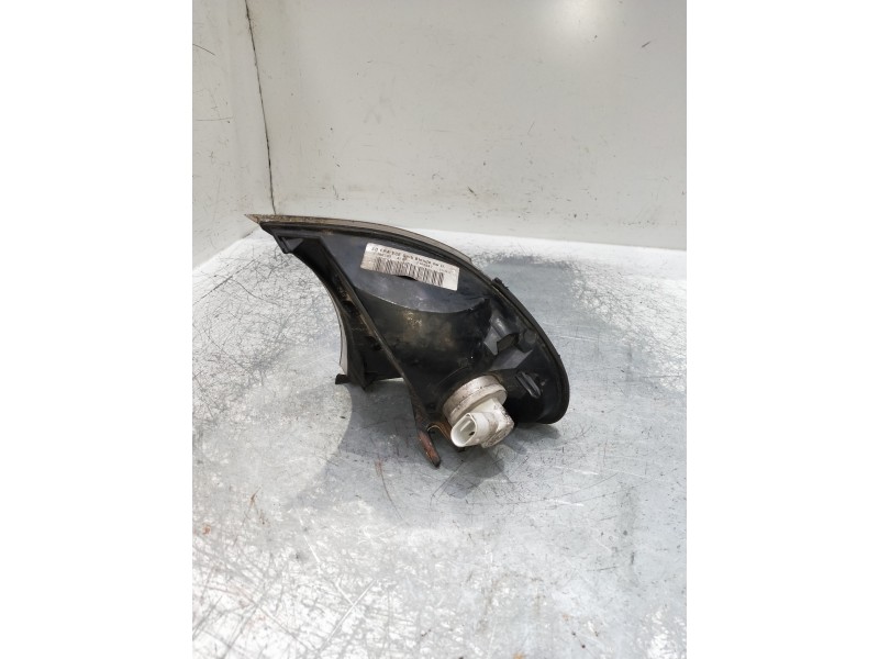 Recambio de piloto delantero izquierdo para bmw serie 3 berlina (e46) referencia OEM IAM 7165847 389701 