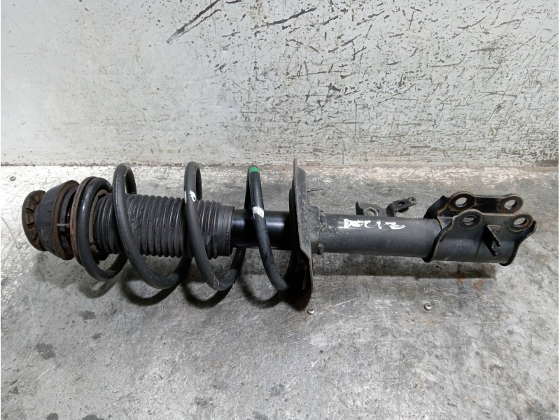 Recambio de amortiguador delantero izquierdo para hyundai ix20 referencia OEM IAM 546501K100  