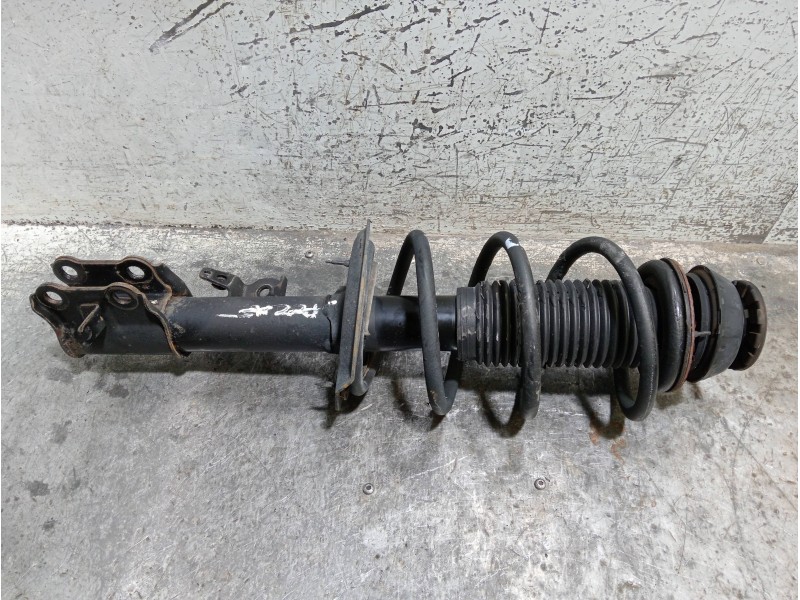Recambio de amortiguador delantero derecho para hyundai ix20 referencia OEM IAM 546601K100  