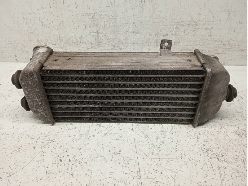 Recambio de intercooler para hyundai ix20 referencia OEM IAM 282712A700  