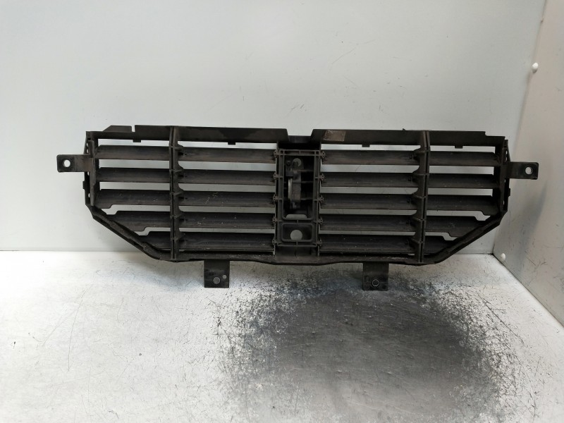 Recambio de panel frontal para porsche cayenne (typ 92aa) diesel referencia OEM IAM 7P5121635B A0410253500 