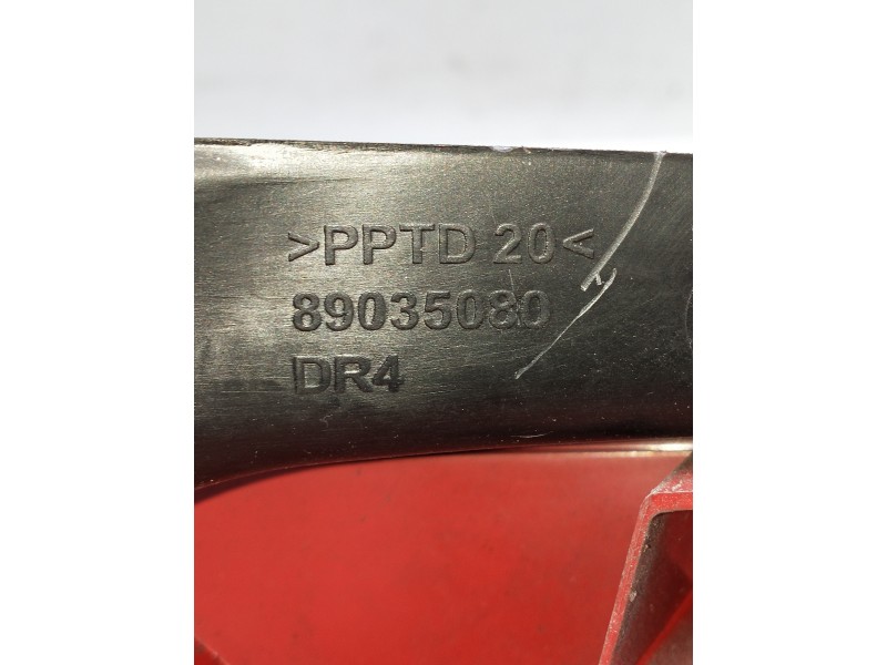 Recambio de piloto trasero derecho para renault clio iii referencia OEM IAM 89035080  