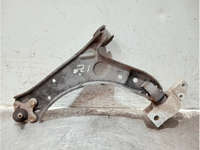 Recambio de brazo suspension inferior delantero izquierdo para volkswagen caddy ka/kb (2k) referencia OEM IAM 1K0407189E  