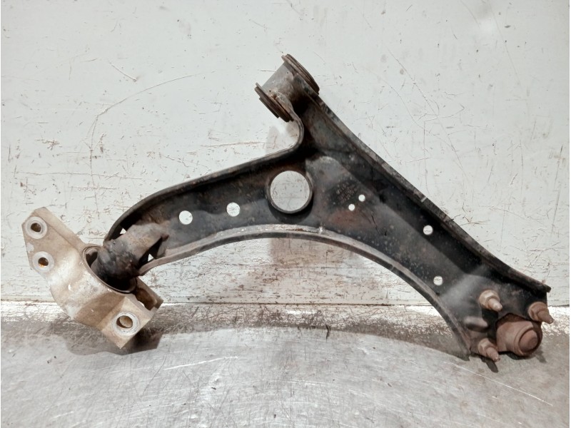 Recambio de brazo suspension inferior delantero izquierdo para volkswagen caddy ka/kb (2k) referencia OEM IAM 1K0407189E  