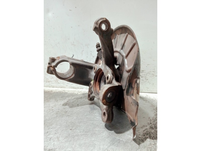 Recambio de mangueta delantera derecha para volkswagen caddy ka/kb (2k) referencia OEM IAM 1K0615312F  