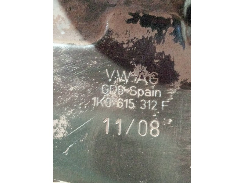 Recambio de mangueta delantera derecha para volkswagen caddy ka/kb (2k) referencia OEM IAM 1K0615312F  
