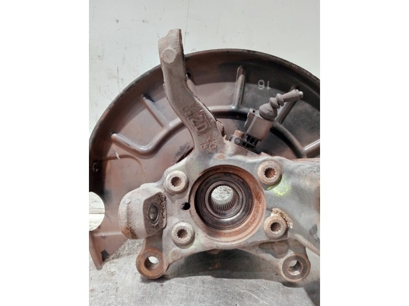 Recambio de mangueta delantera izquierda para volkswagen caddy ka/kb (2k) referencia OEM IAM 1K0615311F  