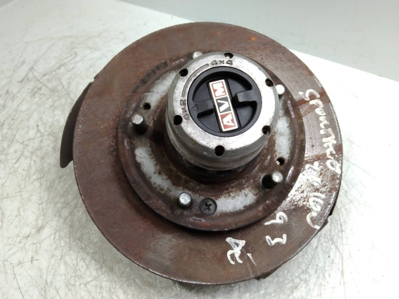 Recambio de mangueta delantera derecha para kia sportage 2.0 16v cat referencia OEM IAM   