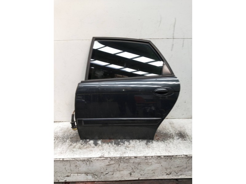 Recambio de puerta trasera izquierda para citroen c5 berlina referencia OEM IAM   5P