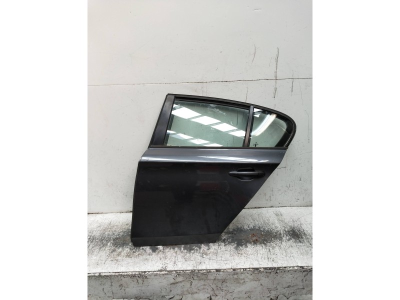 Recambio de puerta trasera izquierda para bmw serie 1 berlina (e81/e87) referencia OEM IAM   5P