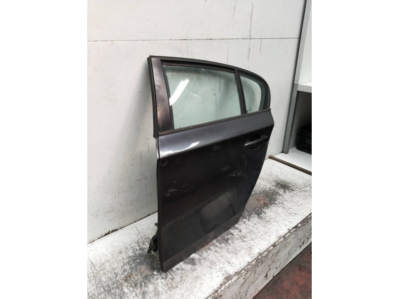 Recambio de puerta trasera izquierda para bmw serie 1 berlina (e81/e87) referencia OEM IAM   5P