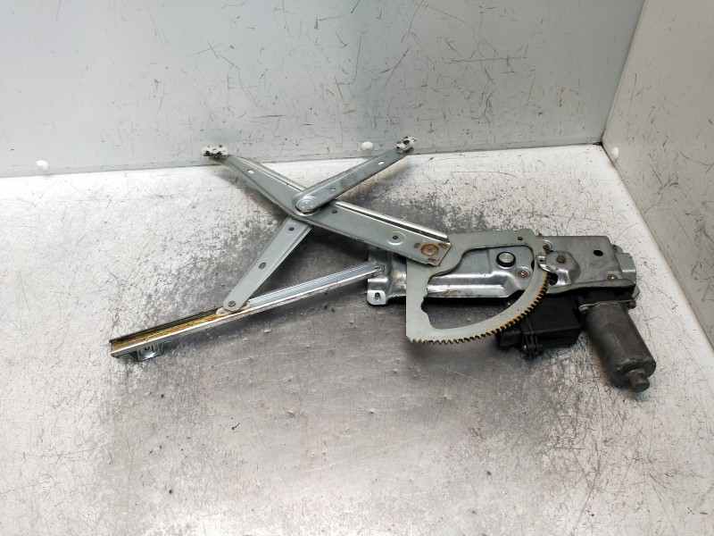Recambio de elevalunas delantero derecho para opel vectra b berlina referencia OEM IAM 90520228 0130821655 4P