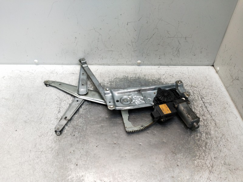 Recambio de elevalunas delantero izquierdo para opel vectra b berlina referencia OEM IAM 90520227  4P