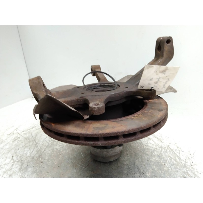 Recambio de mangueta delantera derecha para kia sportage 2.0 16v cat referencia OEM IAM    Recambio de mangueta delantera derecha para kia sportage 2.0 16v cat referencia OEM IAM