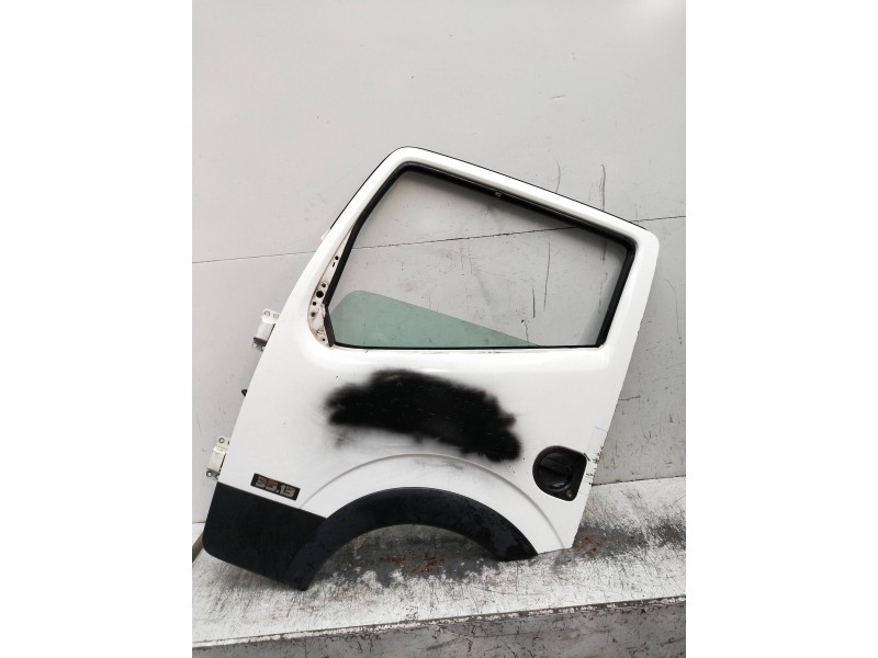 Recambio de puerta delantera izquierda para nissan cabstar 09.06 referencia OEM IAM   2P