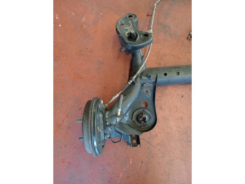 Recambio de puente trasero para ford fiesta (cb1) referencia OEM IAM   TAMBOR / ABS