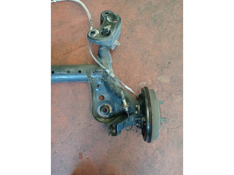 Recambio de puente trasero para ford fiesta (cb1) referencia OEM IAM   TAMBOR / ABS