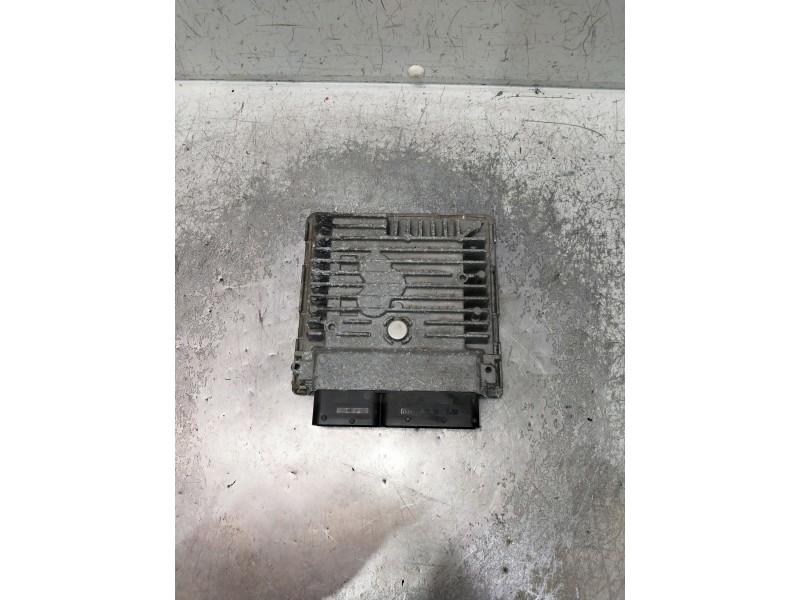 Recambio de centralita motor uce para volkswagen golf vi (5k1) referencia OEM IAM 5WP42810AA 03L906023DQ 