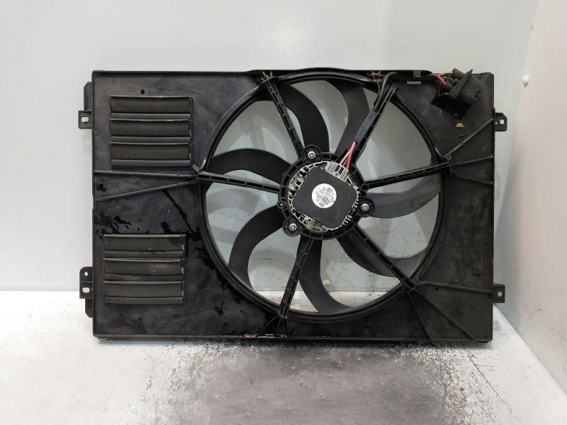 Recambio de electroventilador para volkswagen golf vi (5k1) referencia OEM IAM 1K0121207BA 1K0121205AC 2326011606