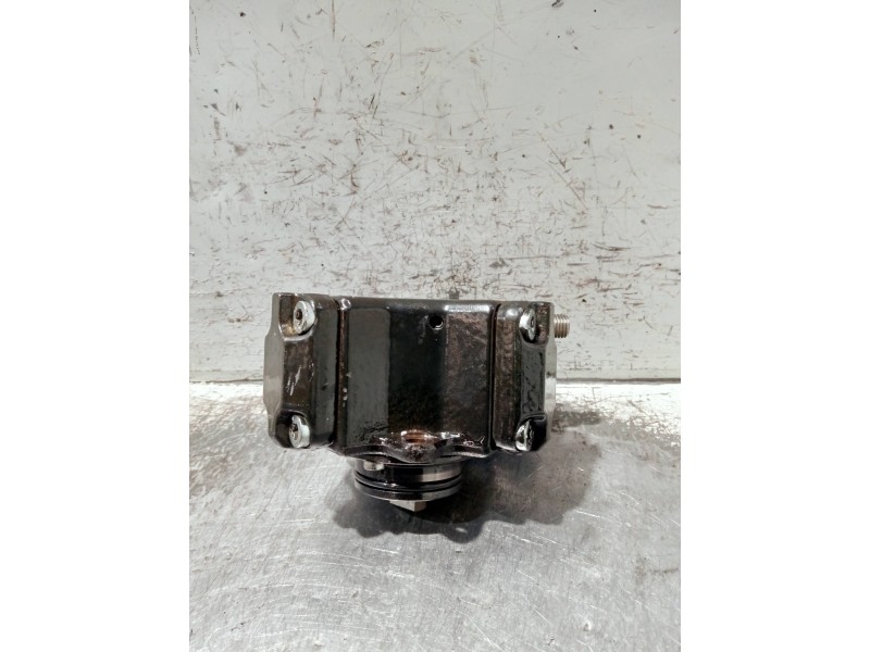 Recambio de bomba inyeccion para suzuki swift berlina (mz) referencia OEM IAM 55198933 0445010138 BOSCH