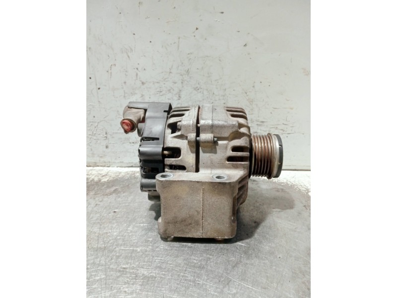 Recambio de alternador para suzuki swift berlina (mz) referencia OEM IAM 3140085E00000 2542861C TG9S021