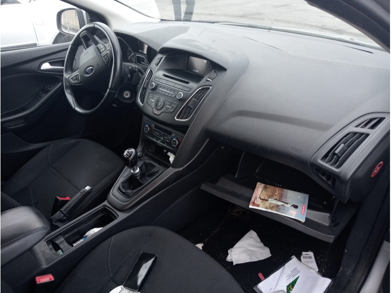 ford focus turn. del año 2016