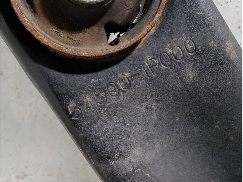 Recambio de brazo suspension inferior delantero derecho para hyundai ix20 referencia OEM IAM 545011P000  