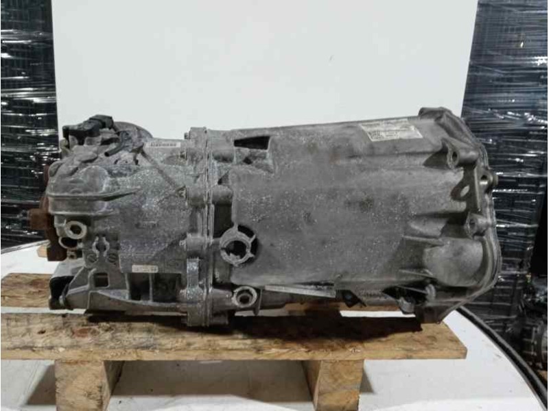 Recambio de caja cambios para volkswagen crafter caja cerrada referencia OEM IAM V9062606900 711680 00896741 6V
