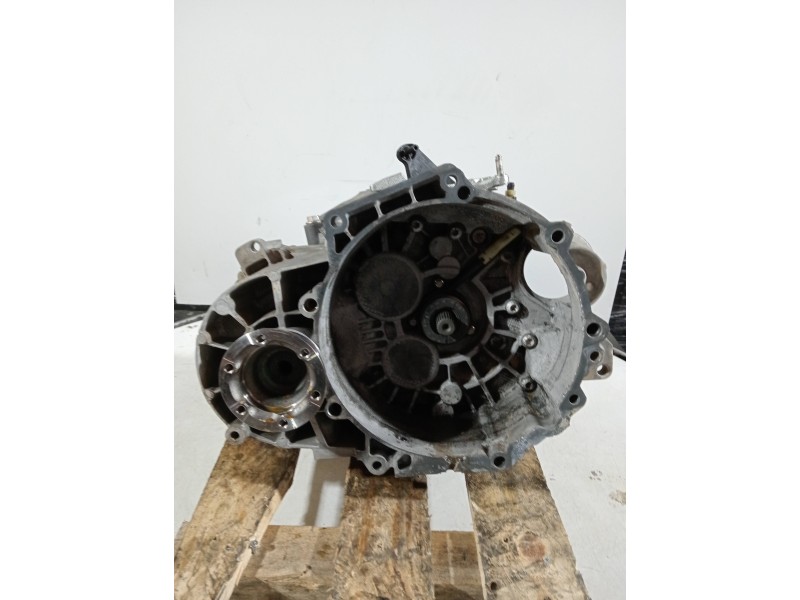 Recambio de caja cambios para audi a3 sedán (8vm) referencia OEM IAM DGT 23037 141 FM62Q0250511 6V