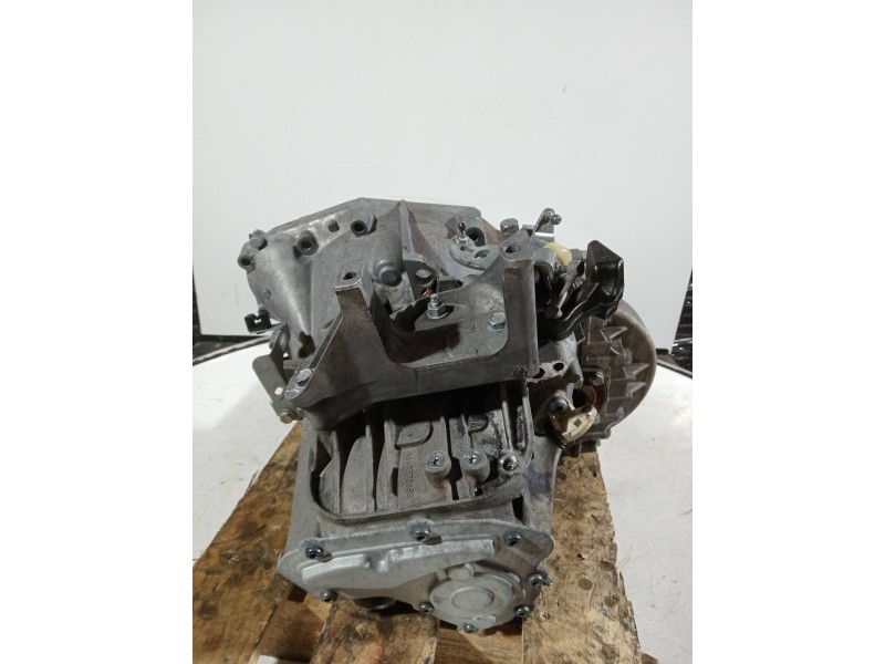 Recambio de caja cambios para citroen c5 berlina referencia OEM IAM 20MB17 0514928 5V