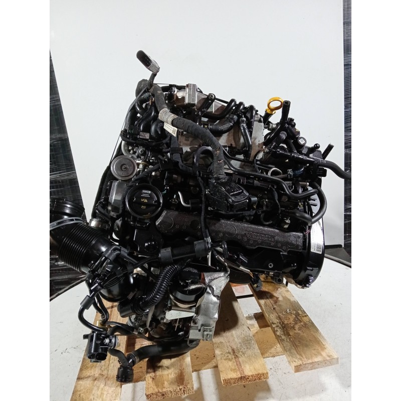 Recambio de motor completo para audi a3 sedán (8vm) referencia OEM IAM CRL 508245 