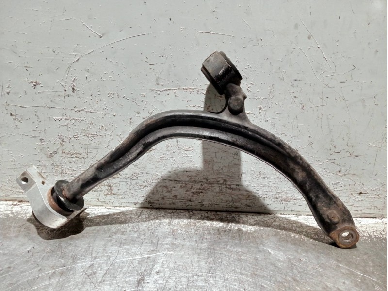 Recambio de brazo suspension inferior delantero derecho para citroen c5 berlina referencia OEM IAM 399CX  