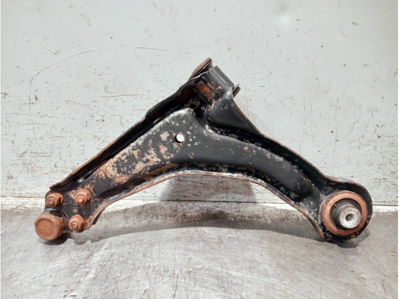Recambio de brazo suspension inferior delantero derecho para mercedes vito (w638) combi referencia OEM IAM   