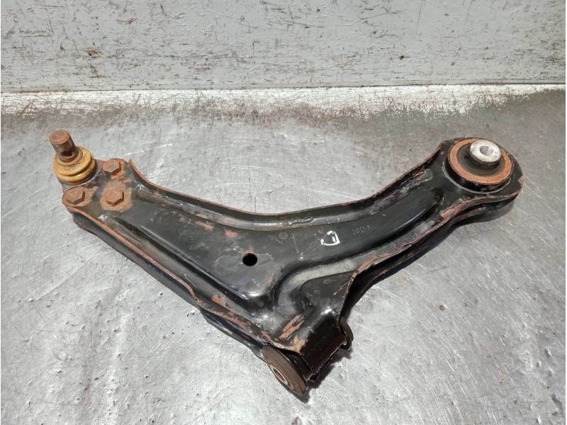 Recambio de brazo suspension inferior delantero derecho para mercedes vito (w638) combi referencia OEM IAM   