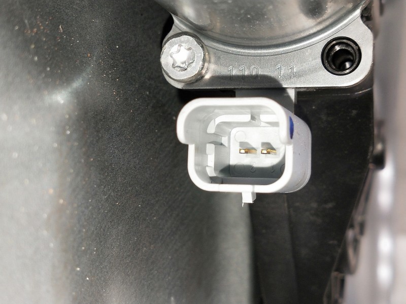 Recambio de elevalunas delantero derecho para hyundai ix20 referencia OEM IAM 813201K020 5602535 5P