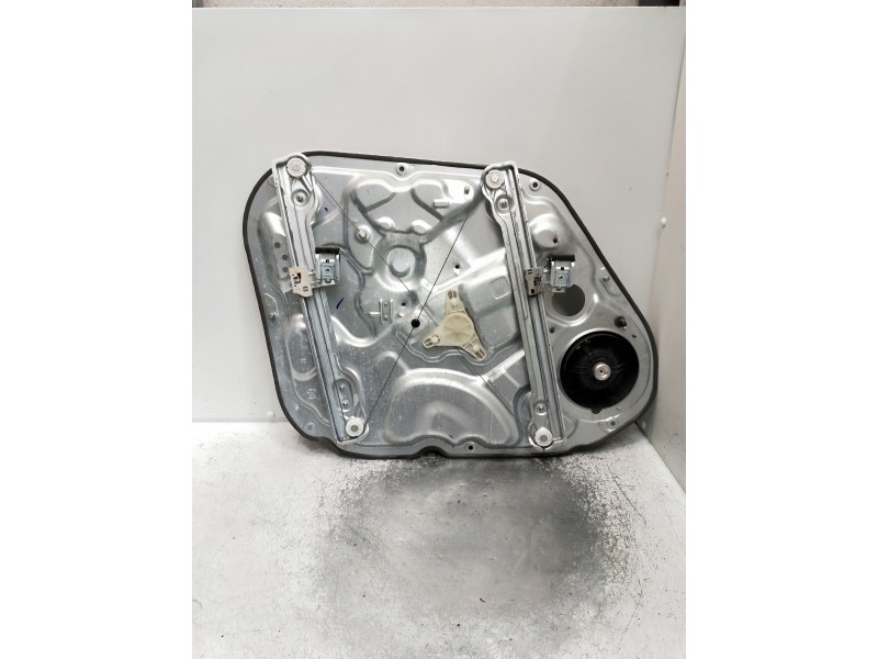 Recambio de elevalunas delantero derecho para hyundai ix20 referencia OEM IAM 813201K020 5602535 5P