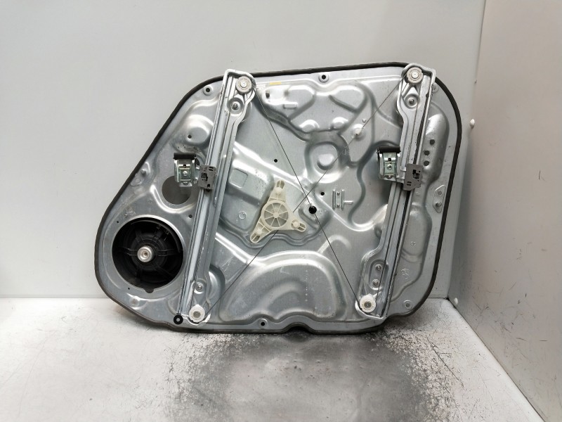 Recambio de elevalunas delantero izquierdo para hyundai ix20 referencia OEM IAM 824711K000 5602868. 0130822550 5P