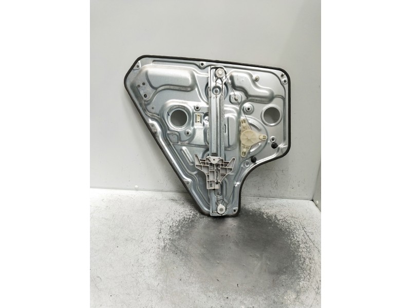 Recambio de elevalunas trasero derecho para hyundai ix20 referencia OEM IAM 834801K010 5602665 5P