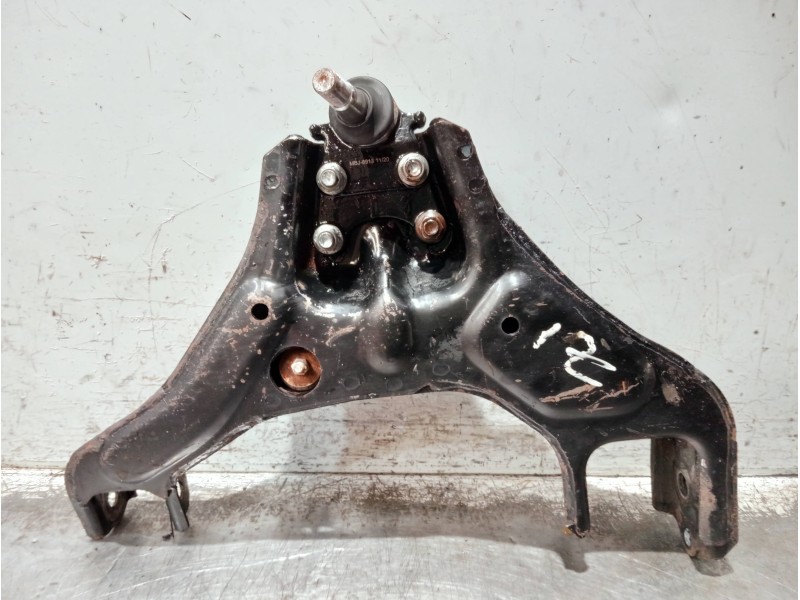 Recambio de brazo suspension inferior delantero izquierdo para isuzu trooper referencia OEM IAM   