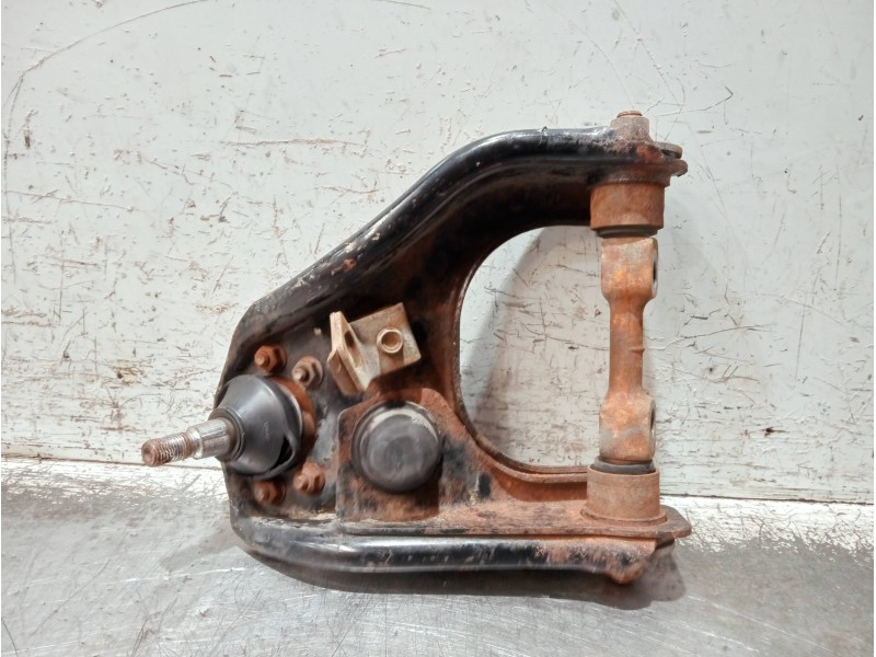 Recambio de brazo suspension superior delantero izquierdo para isuzu trooper referencia OEM IAM   