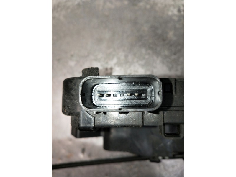 Recambio de motor cierre centralizado trasero derecho para hyundai ix20 referencia OEM IAM 314201K000  5P