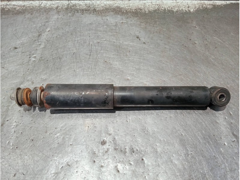 Recambio de amortiguador delantero derecho para isuzu trooper referencia OEM IAM 281700290114  