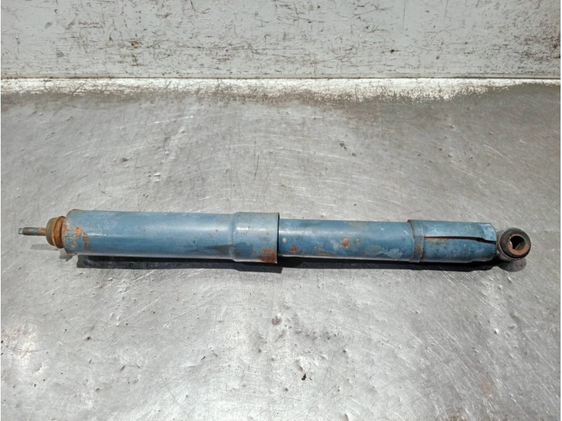 Recambio de amortiguador trasero izquierdo para isuzu trooper referencia OEM IAM 8944496641  